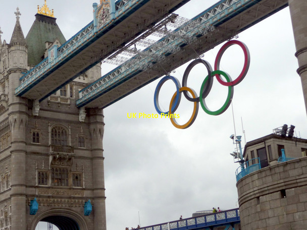 Photo 6"x4" Tower Bridge with Olympic Rings London c2012