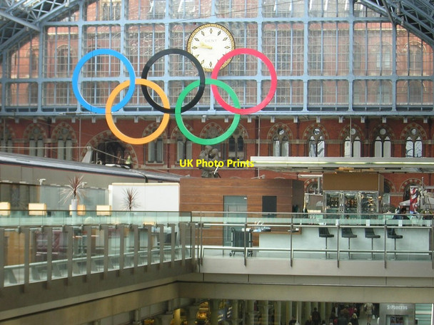 Photo 6"x4" St Pancras station: Olympic rings London c2012 P1