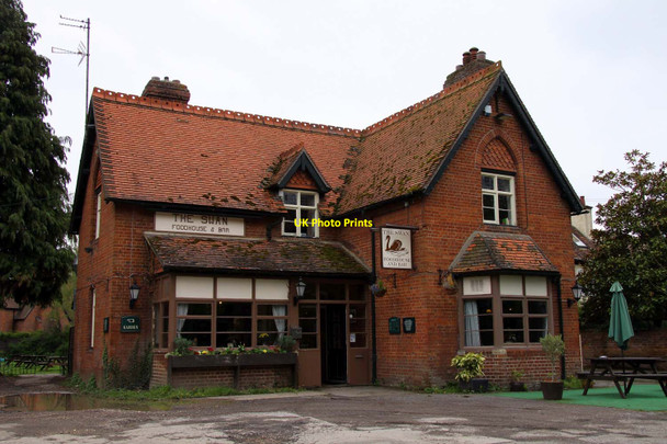 Photo 6"x4" The Swan in Sutton Courtenay Culham c2012