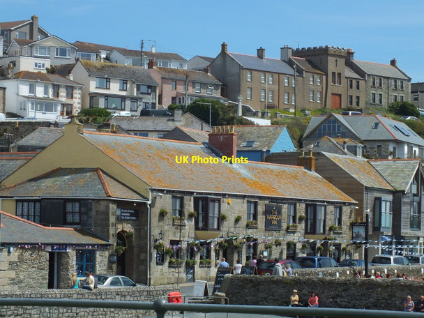 Photo 6"x4" The Harbour Inn Porthleven c2012