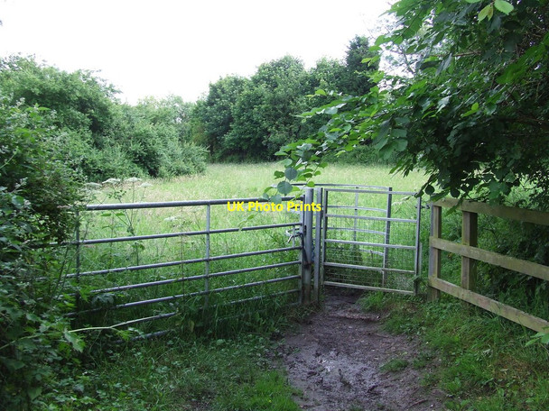 Photo 6"x4" Gate And Kissing Gate Balsam c2012