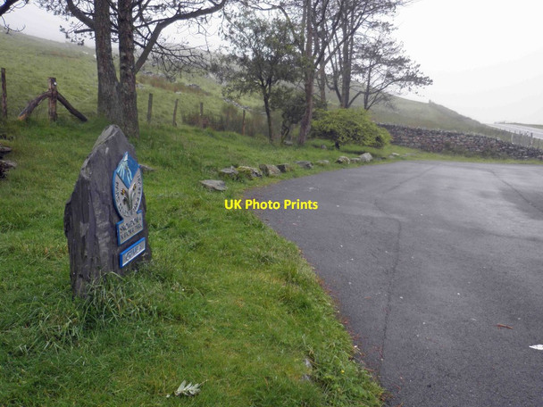 Photo 6"x4" Snowdonia National Park sign on the Crimea Pass Tal-y-waenydd c2012