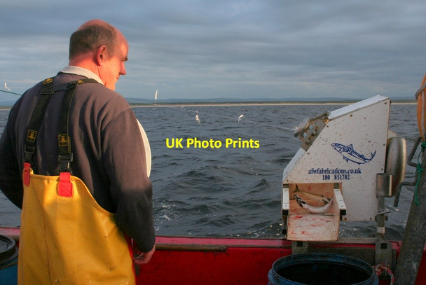 Photo 6"x4" In they come........ Lossiemouth c2012