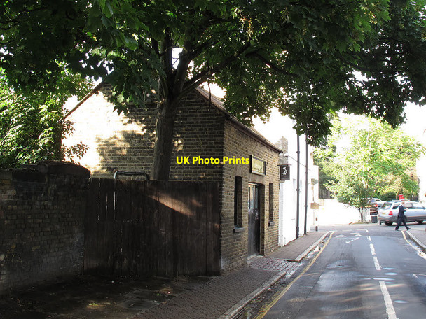 Photo 6"x4" Fishmonger on Circus Street Greenwich\/TQ3977 c2012