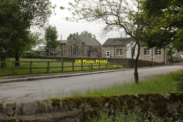 Photo 6"x4" Farnley School Farnley\/SE2147 c2012