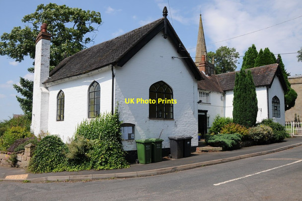 Photo 6"x4" Building next to Stone church Mustow Green c2012