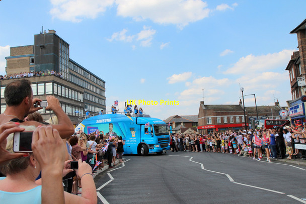 Photo 6"x4" The Olympic Torch passes through Southgate Southgate\/TQ3094 c2012 P1