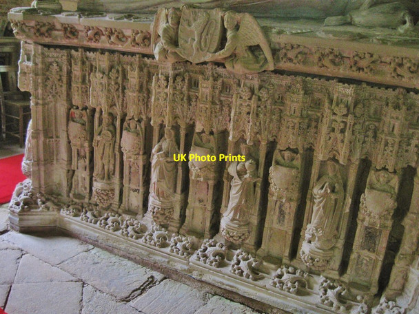 Photo 6"x4" Details  on tomb in St Peter's Church, Chillingham Chillingham c2012