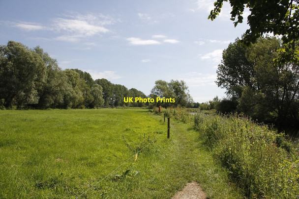 Photo 6"x4" Thames path from the lock Lechlade on Thames c2012