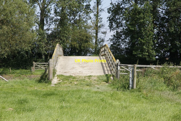 Photo 6"x4" Footbridge at Buscot Lechlade on Thames c2012