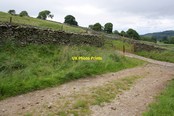 Photo 6"x4" Junction of tracks to Thoralby and Thornton Rust Newbiggin\/SD9985 c2012