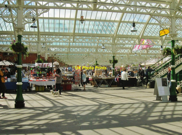 Photo 6"x4" Sunday Market in Tynemouth Station Tynemouth c2012