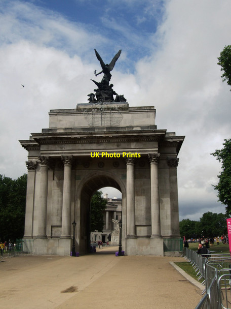 Photo 6"x4" Wellington Arch, Hyde Park Corner Westminster c2012