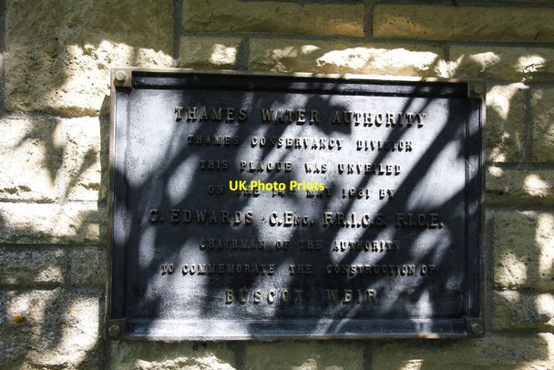 Photo 6"x4" Plaque on the pump house Lechlade on Thames c2012