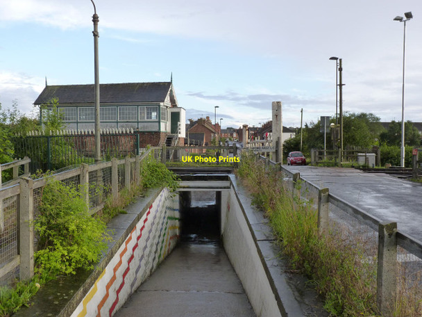 Photo 6"x4" Sleaford West level crossing subway  Sleaford\/TF0645 c2012