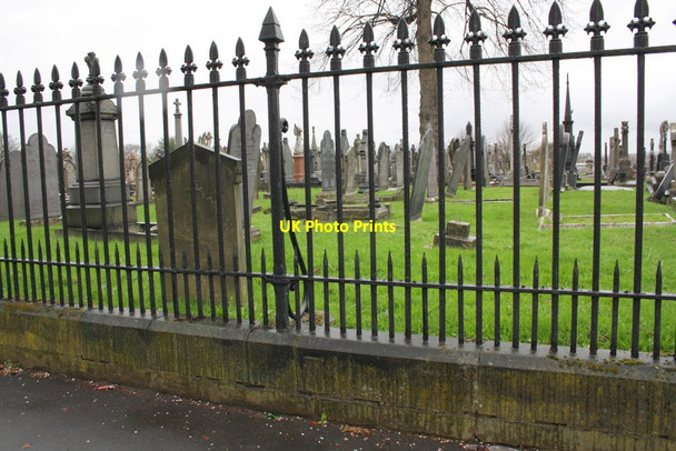 Photo 6"x4" Cemetery wall of Forest Road East Nottingham\/SK5641 c2012