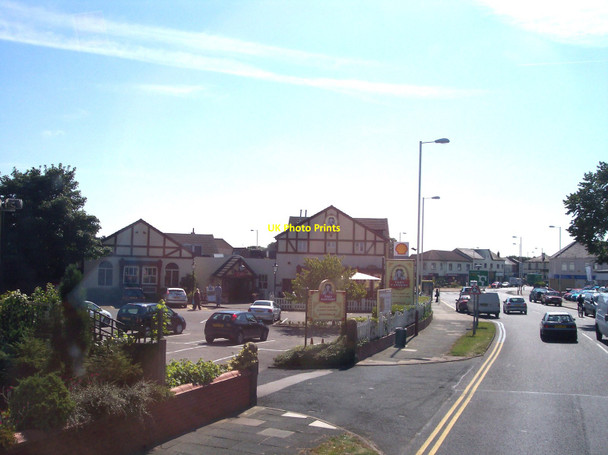 Photo 6"x4" Toby Carvery on Liverpool Road, Ainsdale Ainsdale c2012
