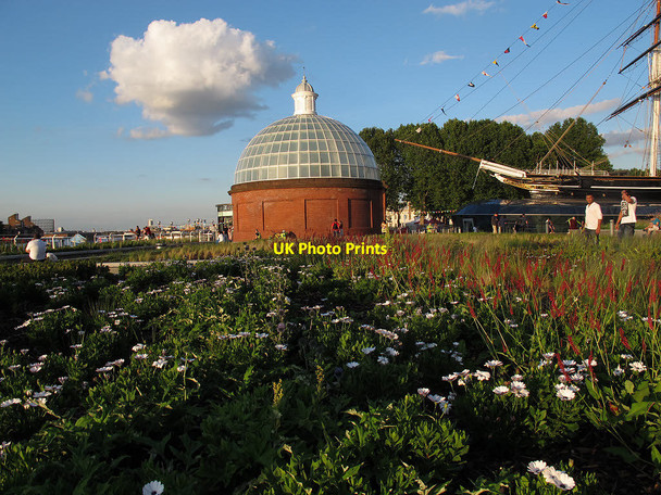 Photo 6"x4" Planting in Cutty Sark Gardens Greenwich\/TQ3977 c2012