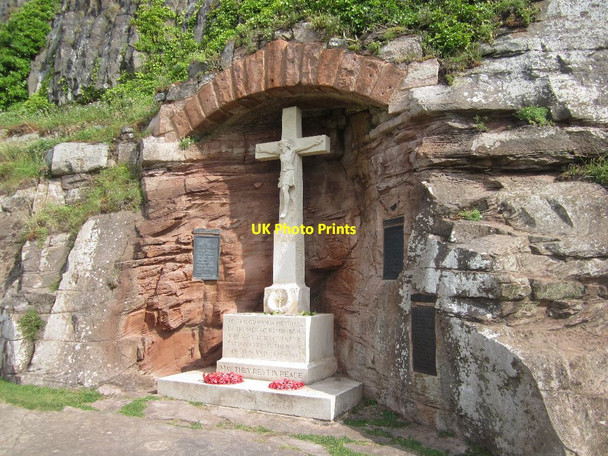 Photo 6"x4" Bamburgh War Memorial Bamburgh c2012