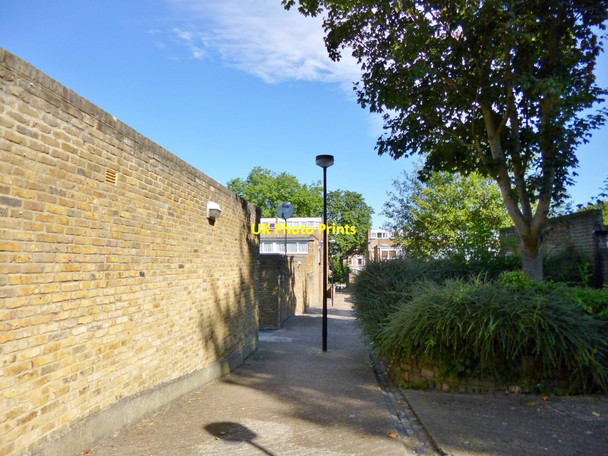 Photo 6"x4" Streatham Hill, Dorrien Walk Streatham c2012
