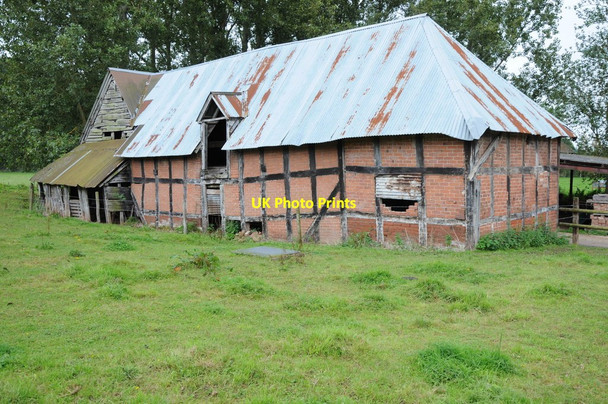 Photo 6"x4" Timber framed barn, Ham Farm Berrow Green c2012