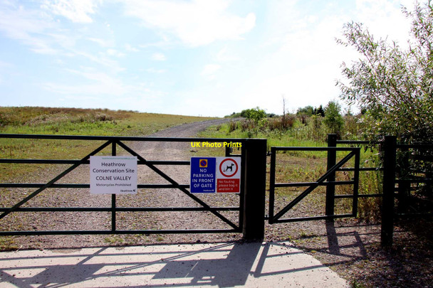 Photo 6"x4" Gates to the Heathrow Conservation Site Longford\/TQ0476 c2012