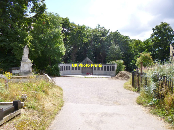 Photo 6"x4" Bow, war memorial Bow\/TQ3682 c2012