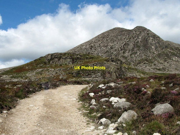 Photo 6"x4" Approaching the Percy Bysshe Knoll and Slievelamagan Annalong c2012
