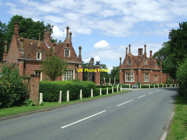 Photo 6"x4" Gate Houses Helmingham c2012