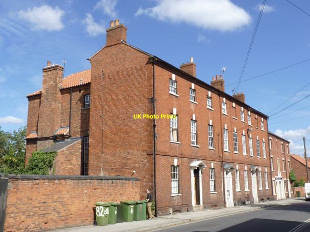 Photo 6"x4" 78-82 Millgate  Newark-on-Trent c2012
