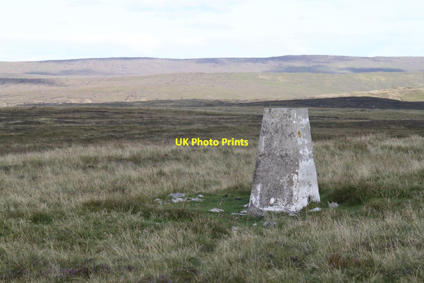 Photo 6"x4" Trig Point Upper Neepaback c2012