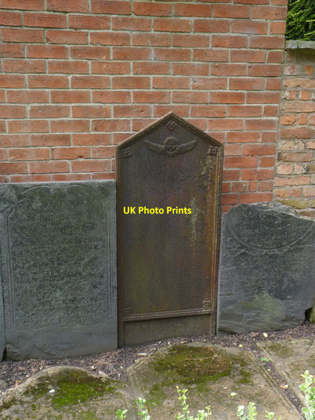 Photo 6"x4" Cast iron gravestone, St Mary's churchyard  Newark-on-Trent c2012