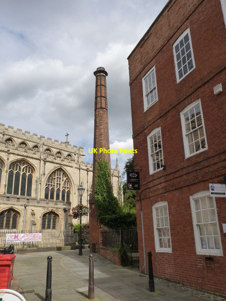 Photo 6"x4" Church chimney  Newark-on-Trent c2012