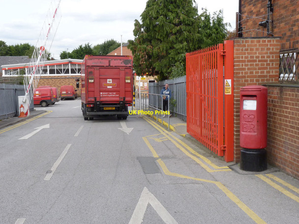 Photo 6"x4" Newark Royal Mail Sorting Office  Newark-on-Trent c2012