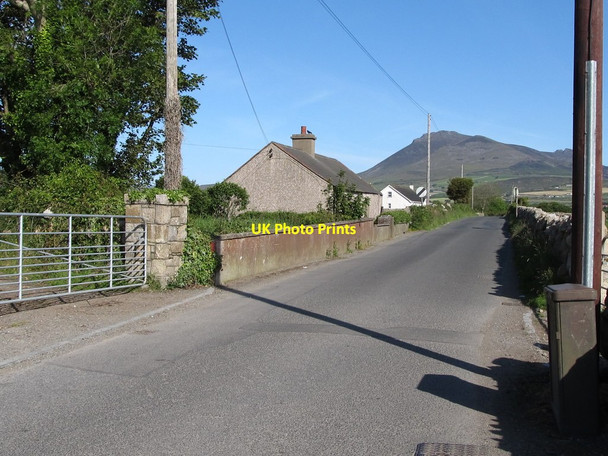 Photo 6"x4" Traditional cottage on Majors Hill Annalong c2011