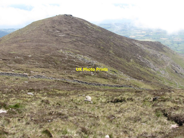 Photo 6"x4" The col between Binnian's summit ridge and its unnamed eastern spur Attical c2011