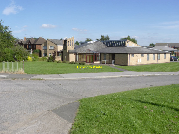 Photo 6"x4" St Leonard's Church and Bridge Community Centre  Newark-on-Trent c2012