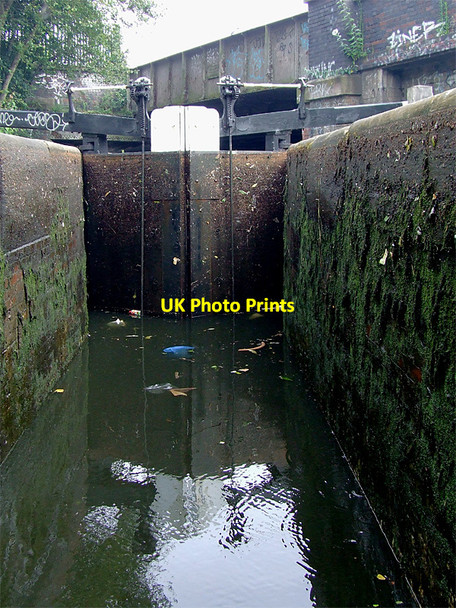 Photo 6"x4" In Garrison Top Lock near Bordesley, Birmingham Birmingham c2012