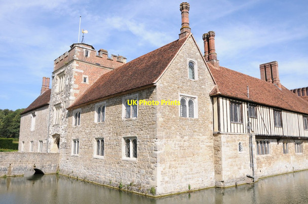 Photo 6"x4" Ightham Mote Ivy Hatch c2012