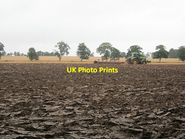 Photo 6"x4" Ploughing, Dunsinnan Wolfhill\/NO1533 c2012