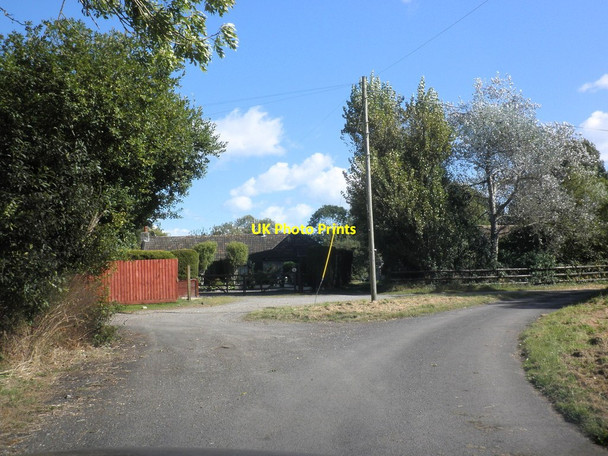Photo 6"x4" Turning in the road, near Wick Farm Wick\/ST2144 c2012