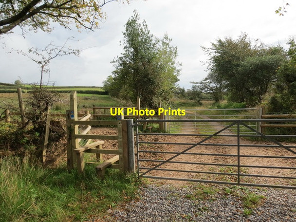 Photo 6"x4" Sticlau Maesgwyn \/ Maesgwyn stiles Morfa Bach c2012