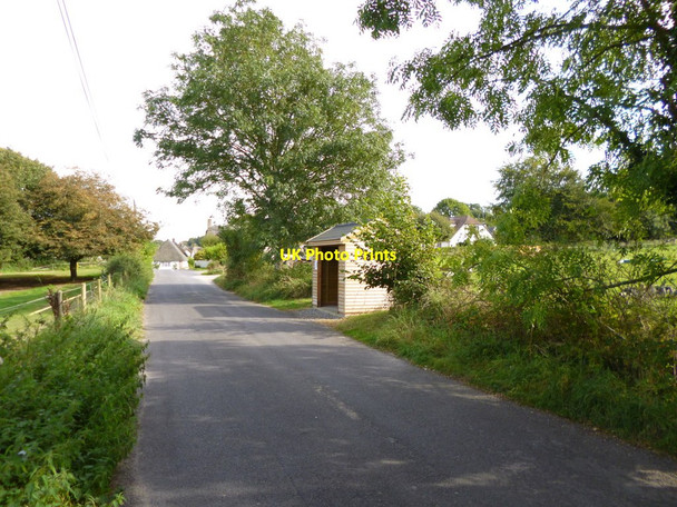 Photo 6"x4" Briantspuddle, bus shelter Briantspuddle c2012