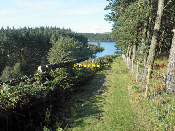 Photo 6"x4" Langsett reservoir ahead. Upper Midhope c2012