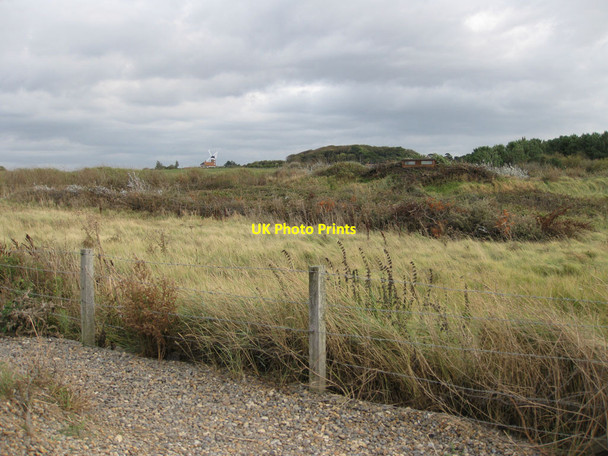Photo 6"x4" View to Weybourne Windmill Weybourne\/TG1142 c2012