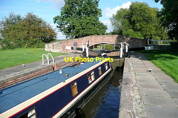 Photo 6"x4" Whitsunday Pie Lock Retford c2012 P1