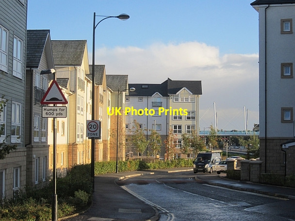 Photo 6"x4" New houses by Stirling station Stirling\/NS7993 c2012
