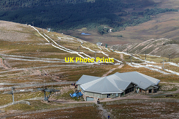 Photo 6"x4" The Ptarmigan Station on Cairn Gorm Cairn Gorm c2012