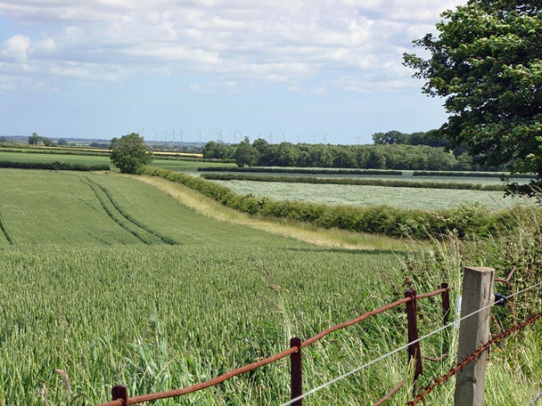 Photo 6"x4" Fields above Brackenborough Little Grimsby c2008