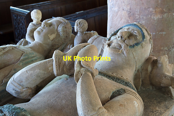 Photo 6"x4" Church of St Thomas of Canterbury, Cothelstone - monument to a knight and his lady (detail) Cothelstone c2012